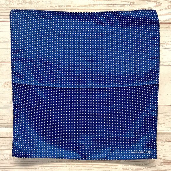 Tommy Hilfiger Silk Polkadot pocket square - Picture 1 of 4